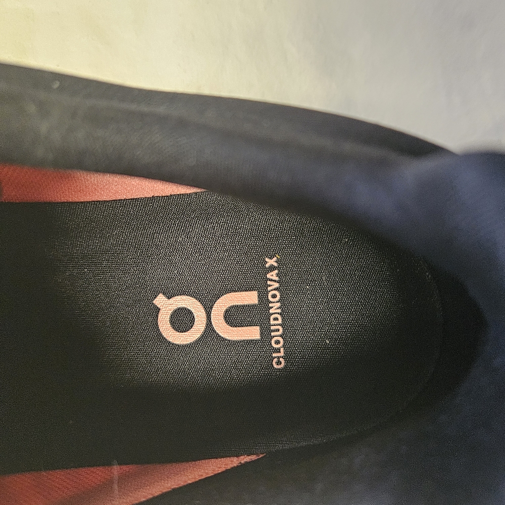 LIKE NEW- Mens, On CloudNova X, Coral and Black SZ. 12 - Picture 3 of 12